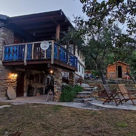 別荘 Art Razzamir Ponte di Nava