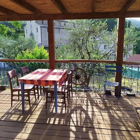 Art Razzamir 別荘 *