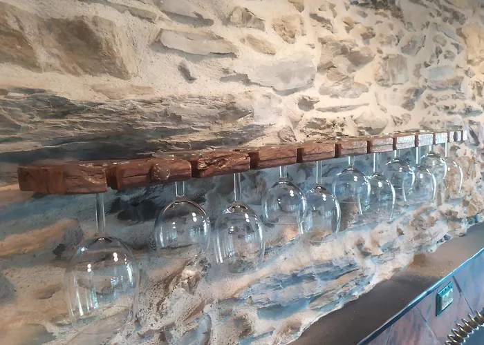 Art Razzamir 펜션 *